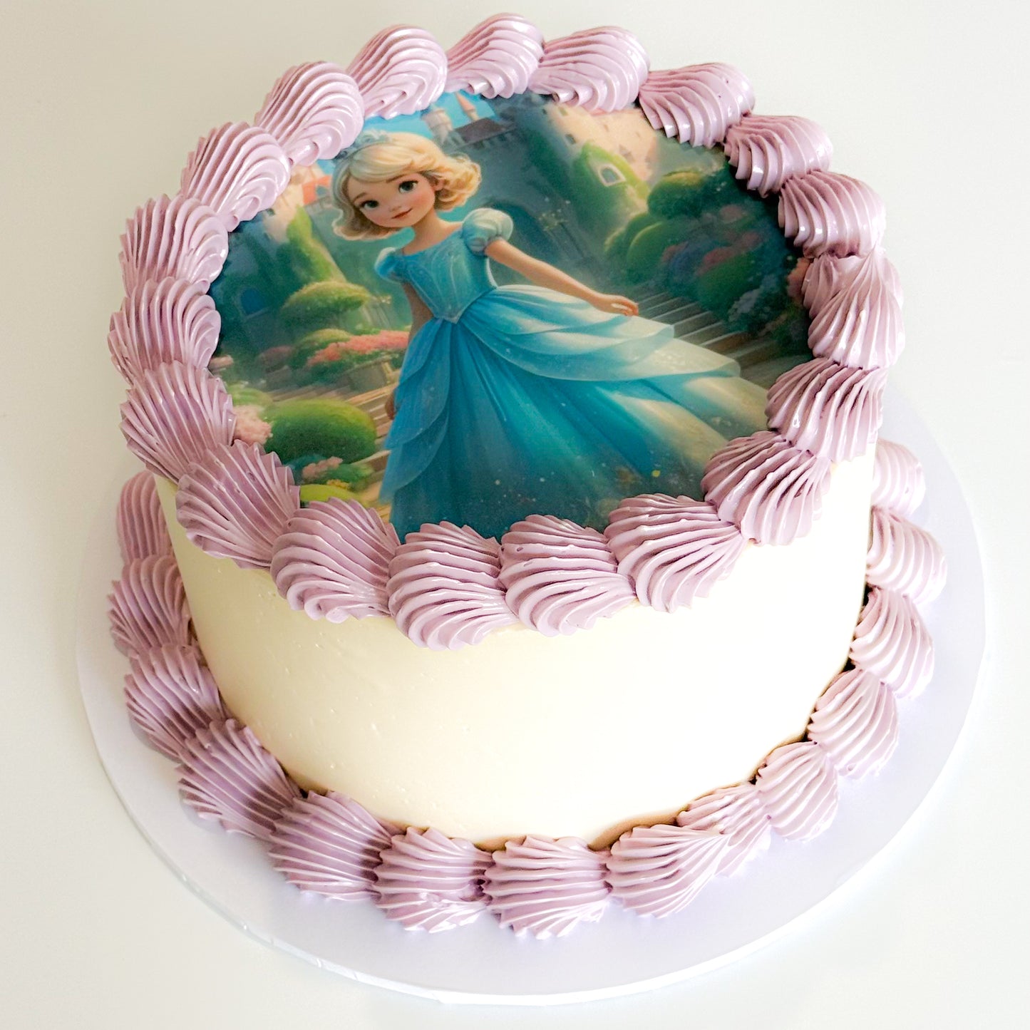 Personalised storybook princess edible cake topper – blonde hair version