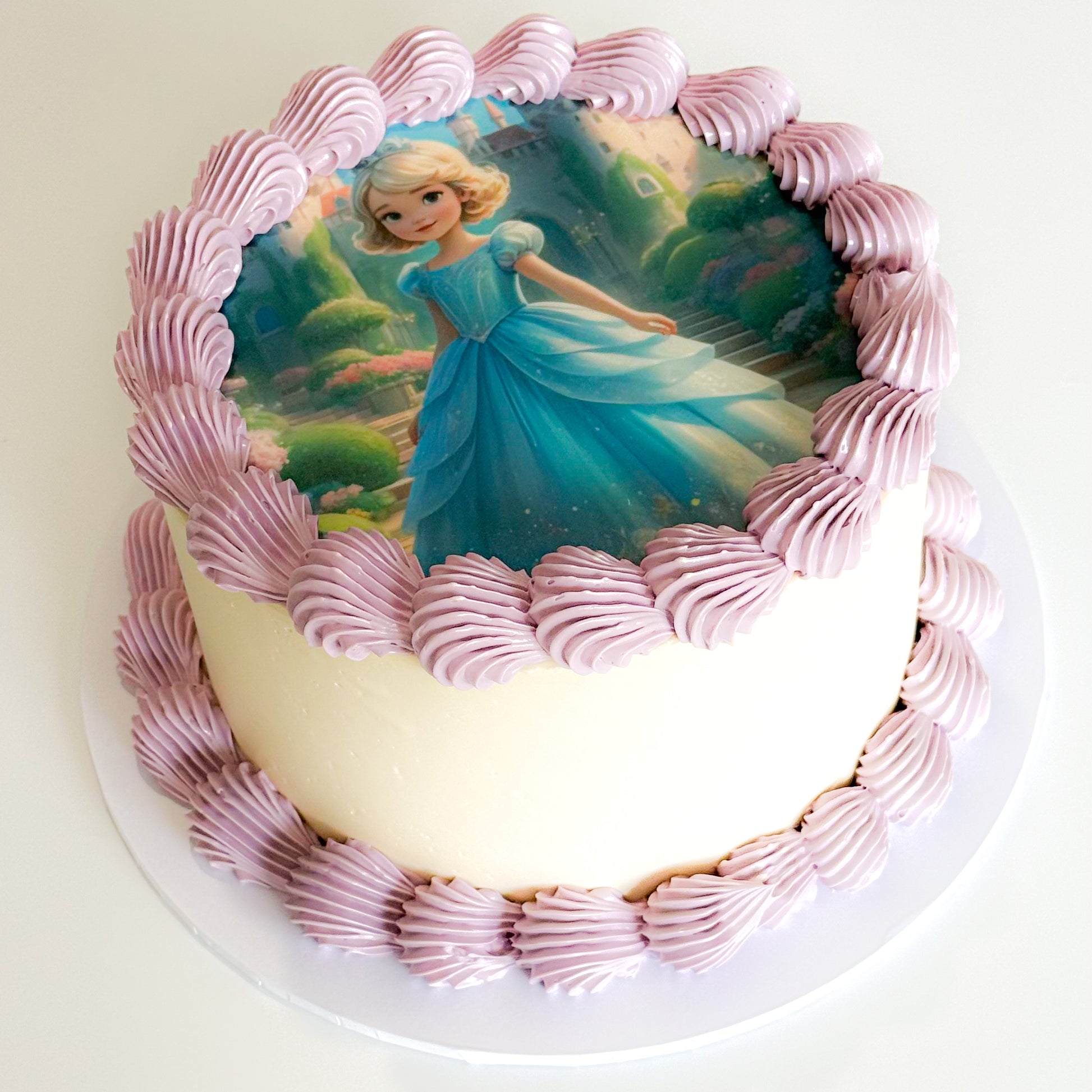 Personalised storybook princess edible cake topper – blonde hair version